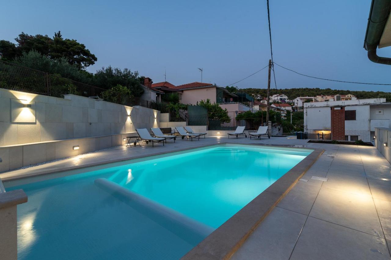 Apartment Sara Trogir Buitenkant foto