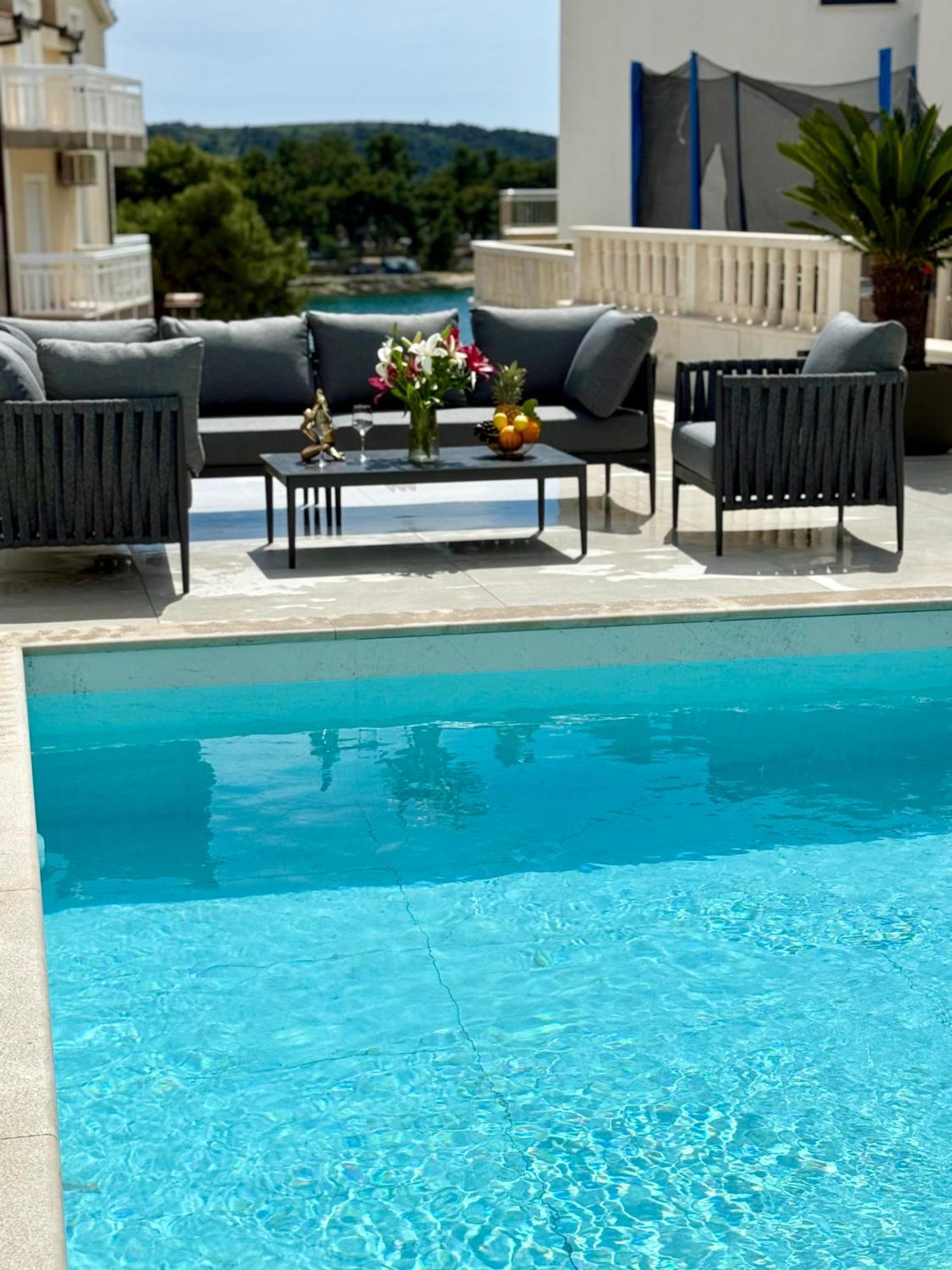 Apartment Sara Trogir Buitenkant foto