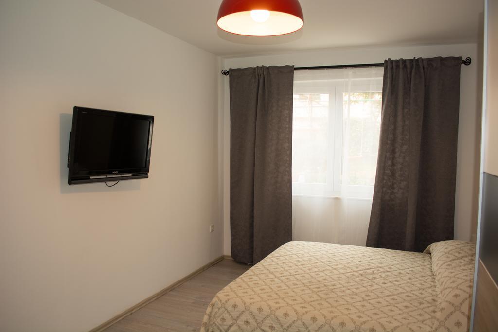 Apartment Sara Trogir Buitenkant foto